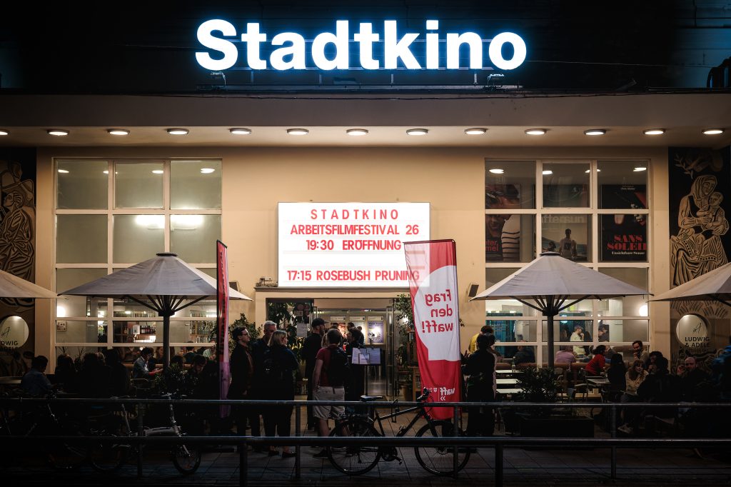 Eingang Stadtkino am Eröffnungstag